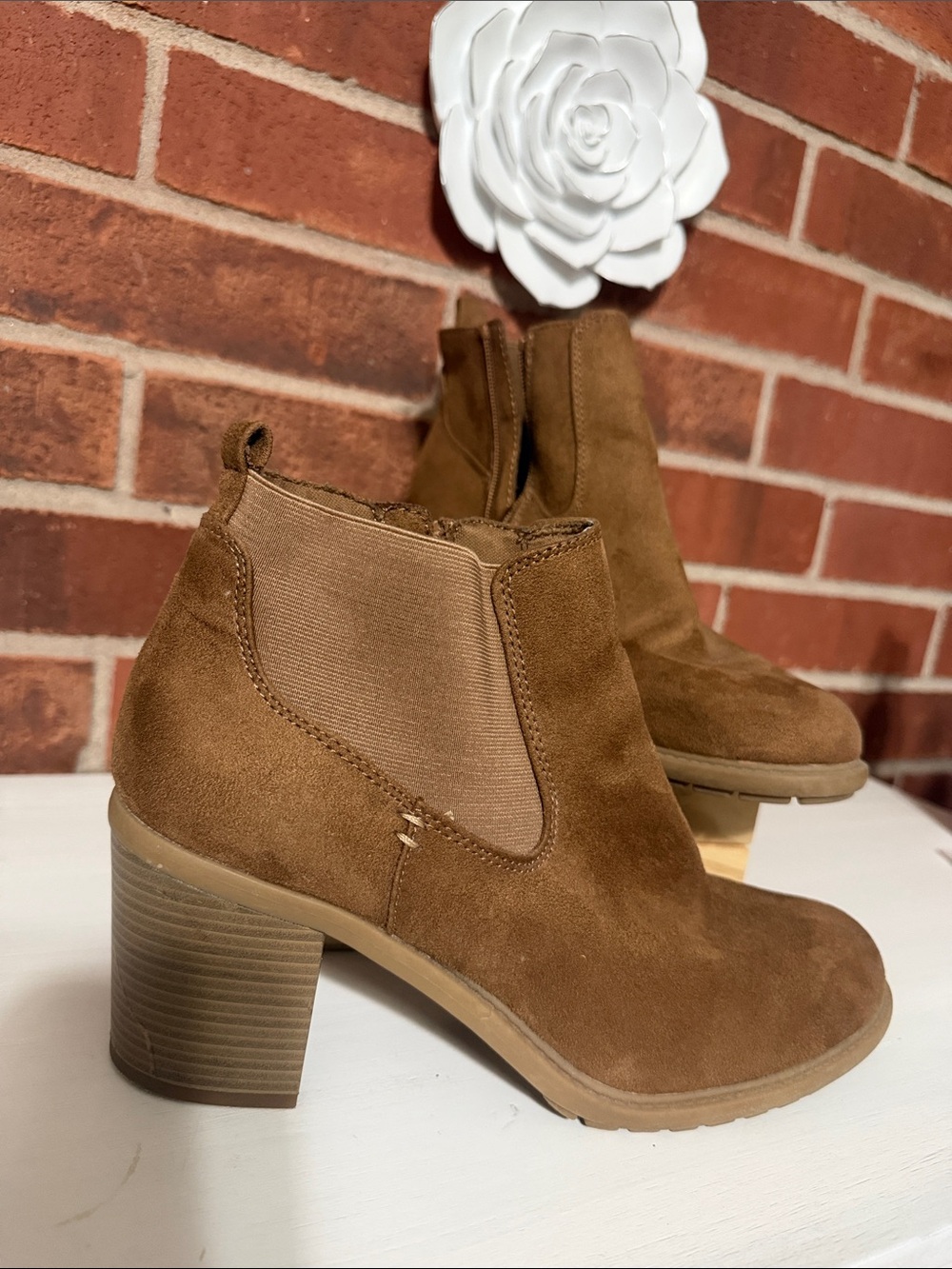 Natural Reflections Brown Suede Block Heel Chelsea Booties